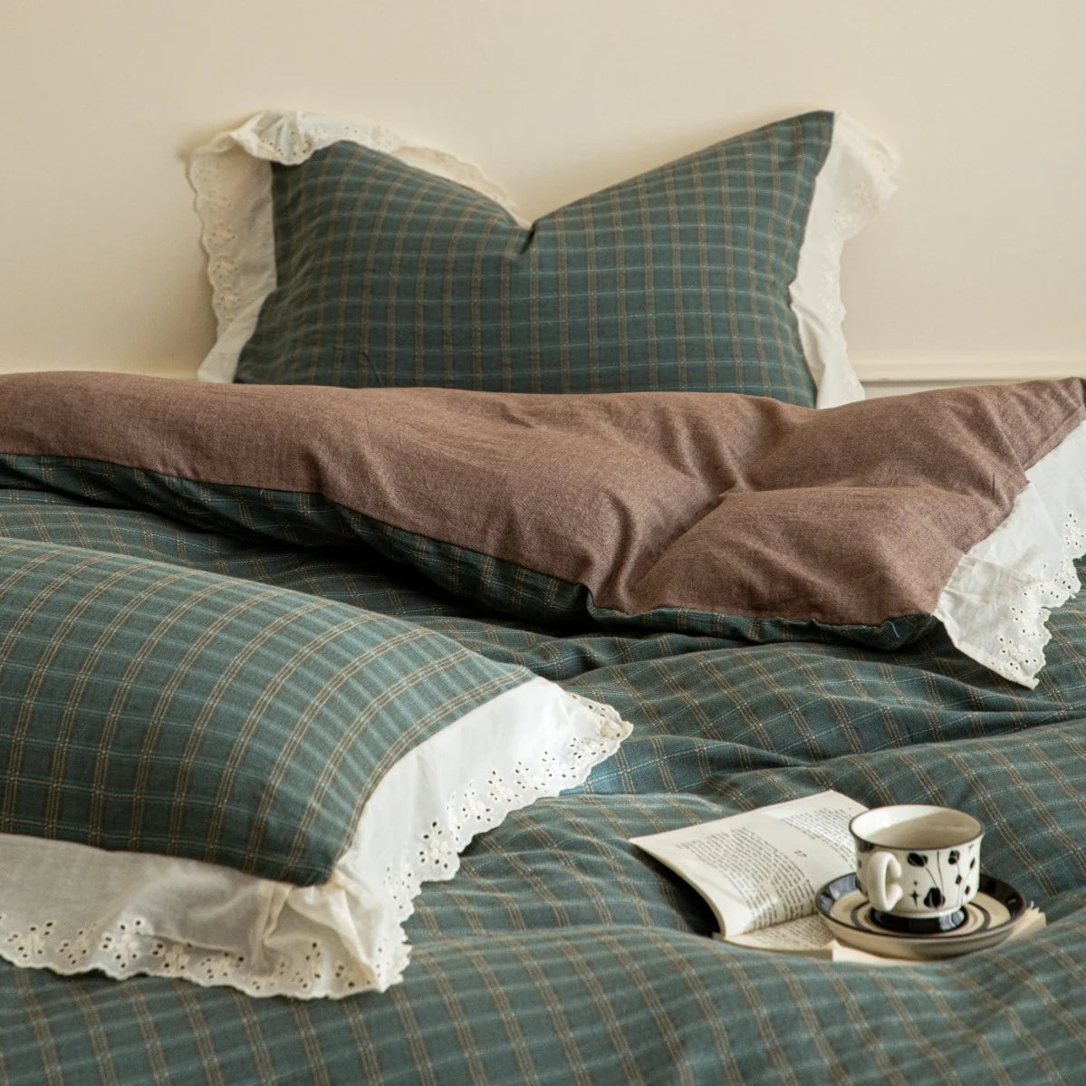 Bedding Set Soft Flannel Reversible Check Lace Trim