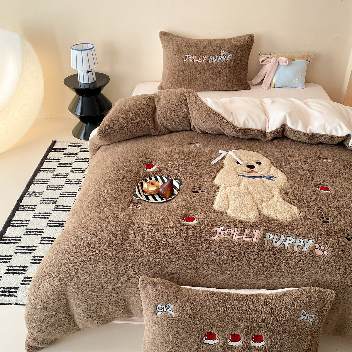 Bedding Set Teddy Fleece Reversible Embroidered Floral 4-Piece