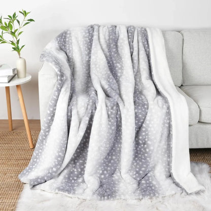 Blanket Reversible Plush Faux Fur Deer Pattern Machine-Washable Polyester