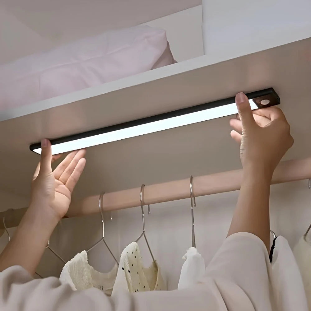 Cabinet Light Motion Sensor USB Rechargeable Magnetic Mount