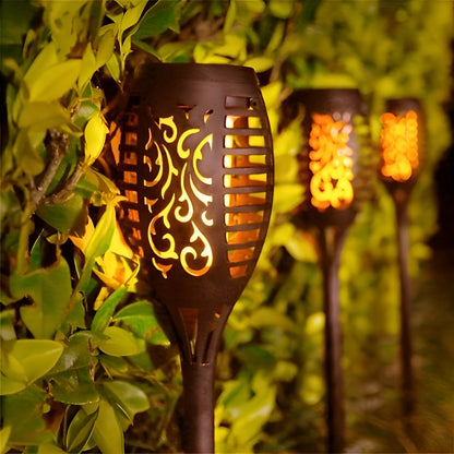 Garden Light Solar-Powered Flickering Flame IP65 Weather-Resistant