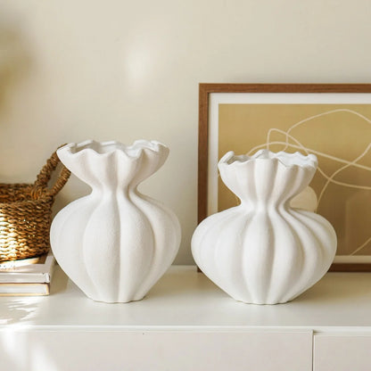 Porcelain Vase Geometric Texture 5.8 Inch Height