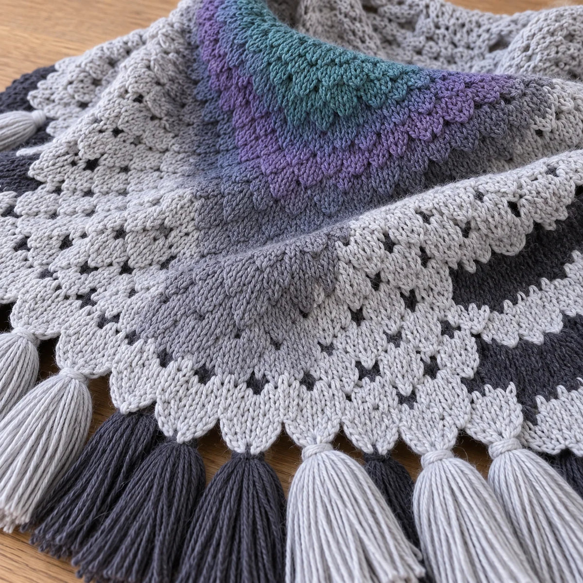 Shawl Wing-Shaped Feather Knit With Tassel Trim