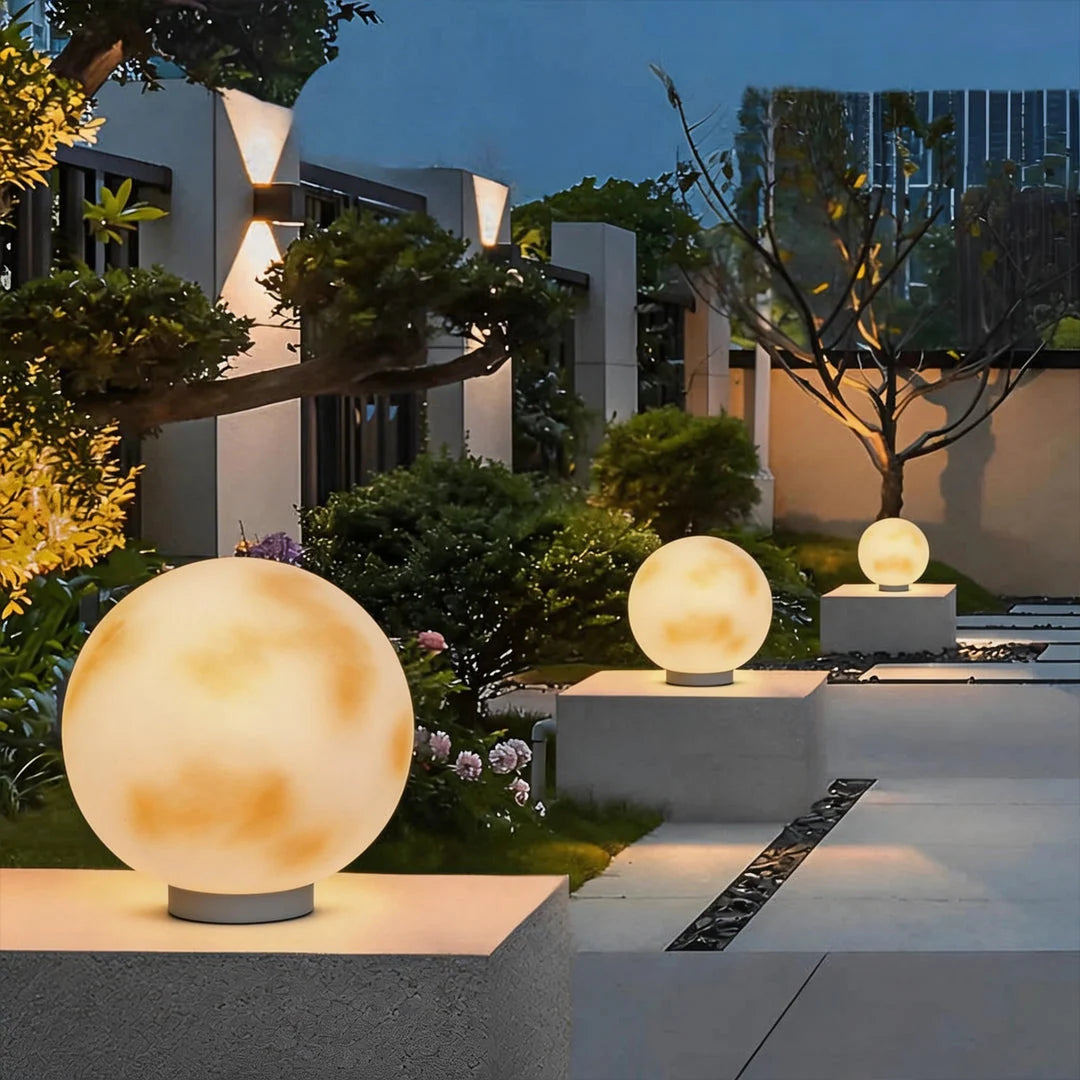 Solar Pillar Light Solar-Powered Automatic Three Color Temperatures IP65