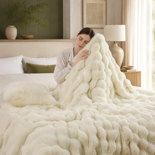 Throw Blanket Reversible Faux Fur & Velvet Reinforced Stitched Edge