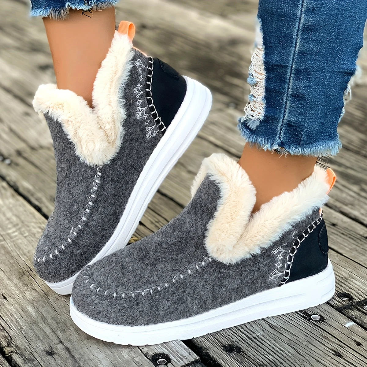 Women’s Slippers Plush Lining & Anti-Slip PU Sole
