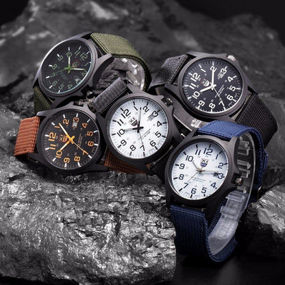 Wristwatch Shock-Resistant Illuminated Dial Splash-Resistant